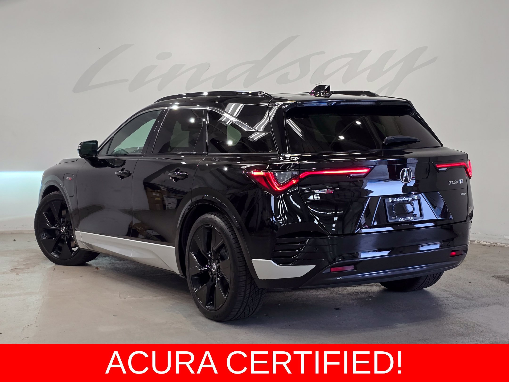 Certified 2024 Acura ZDX Type S AWD/4WD image 4