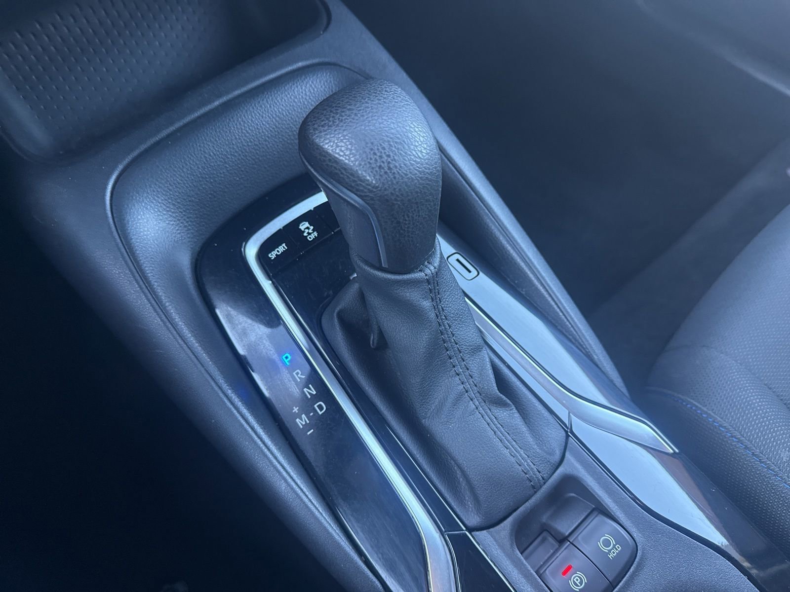 Used 2022 Toyota Corolla SE w/ Carpet Mat Package (TMS) image 21