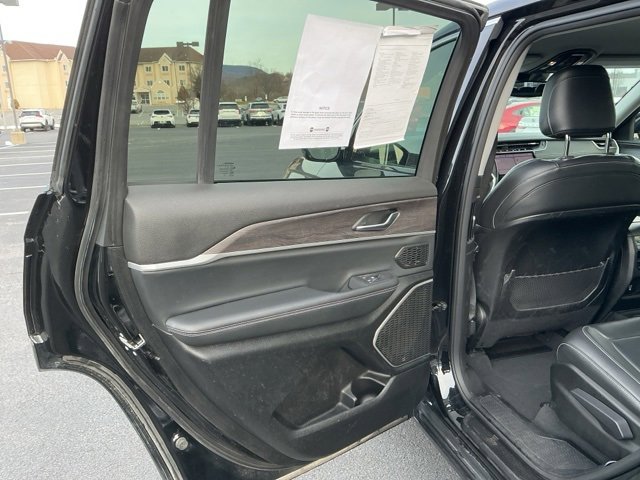 Used 2022 Jeep Grand Cherokee L Limited image 19