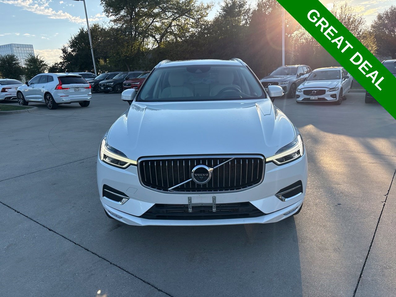 Used 2021 Volvo XC60 T5 Inscription w/ Advanced Package FWD image 2