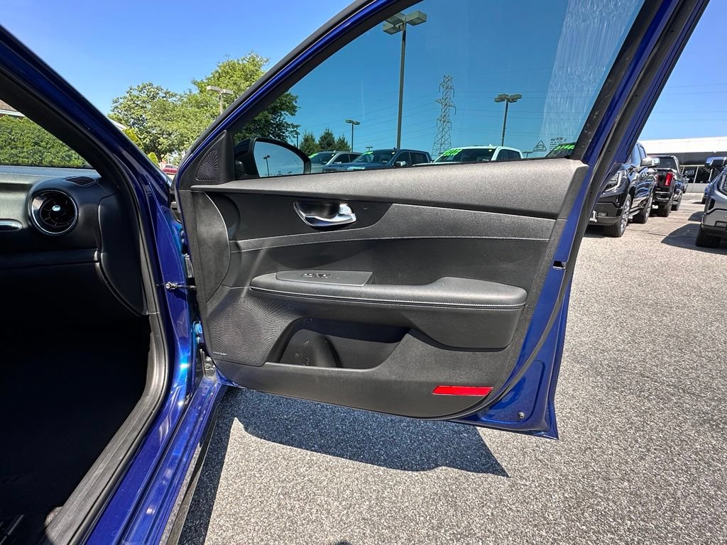 Used 2021 Kia Forte GT-Line w/ GT-Line Premium Package FWD image 15