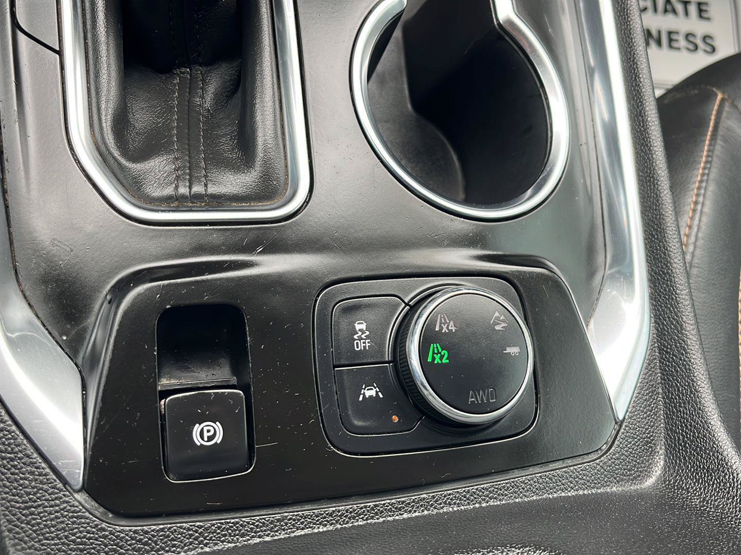 Used 2019 Chevrolet Traverse Premier AWD/4WD image 19
