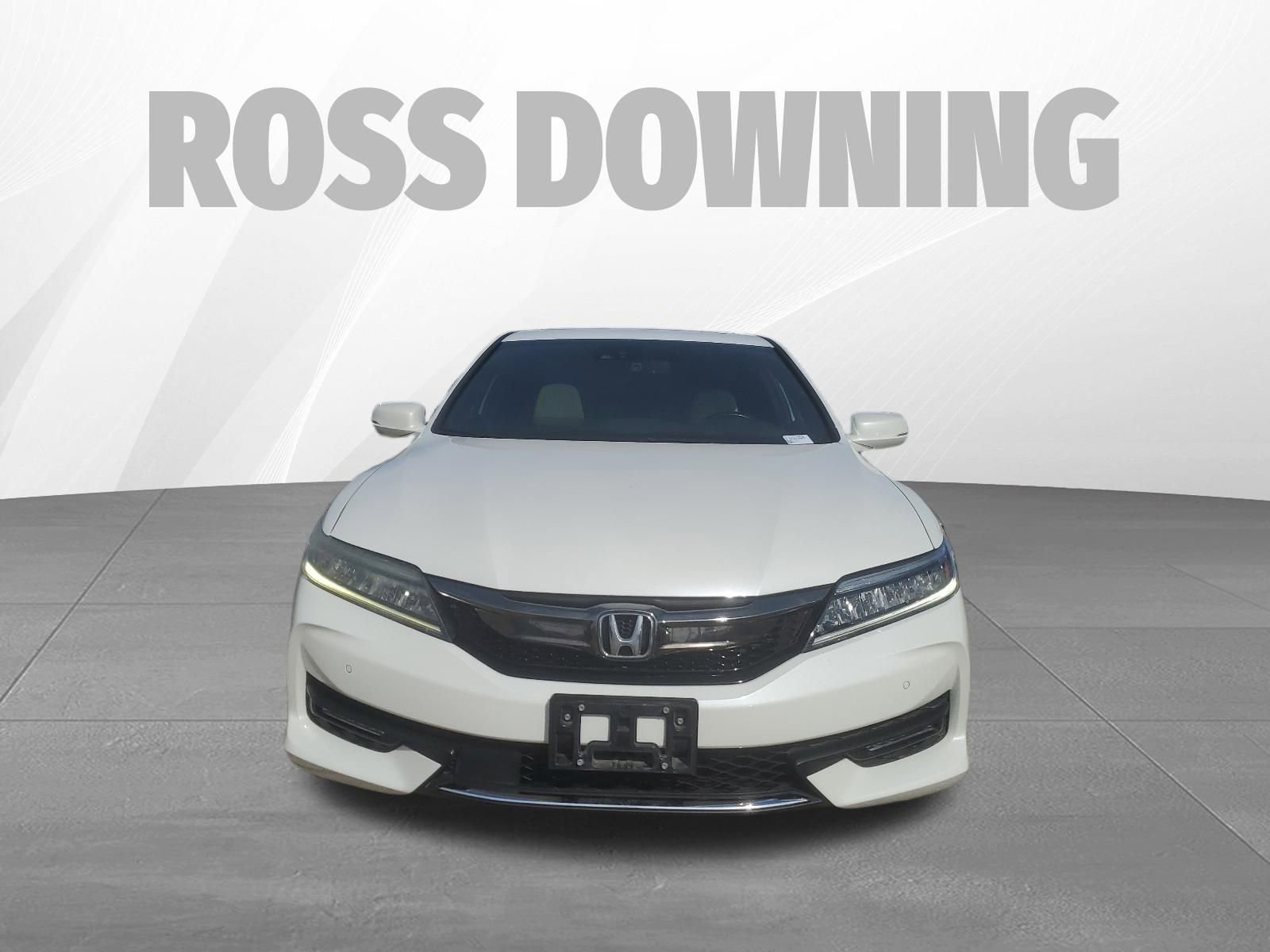 Used 2016 Honda Accord Touring image 2