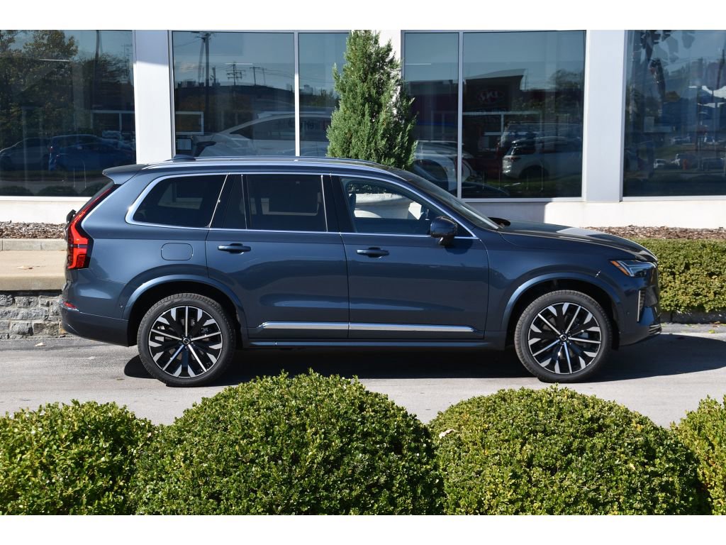 New 2026 Volvo XC90 B6 Plus w/ Protection Package Premier image 3