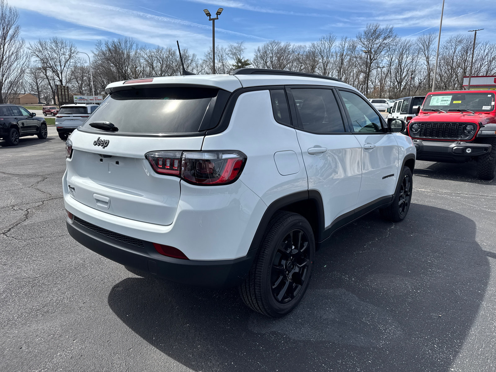 New 2026 Jeep Compass Latitude AWD/4WD image 5