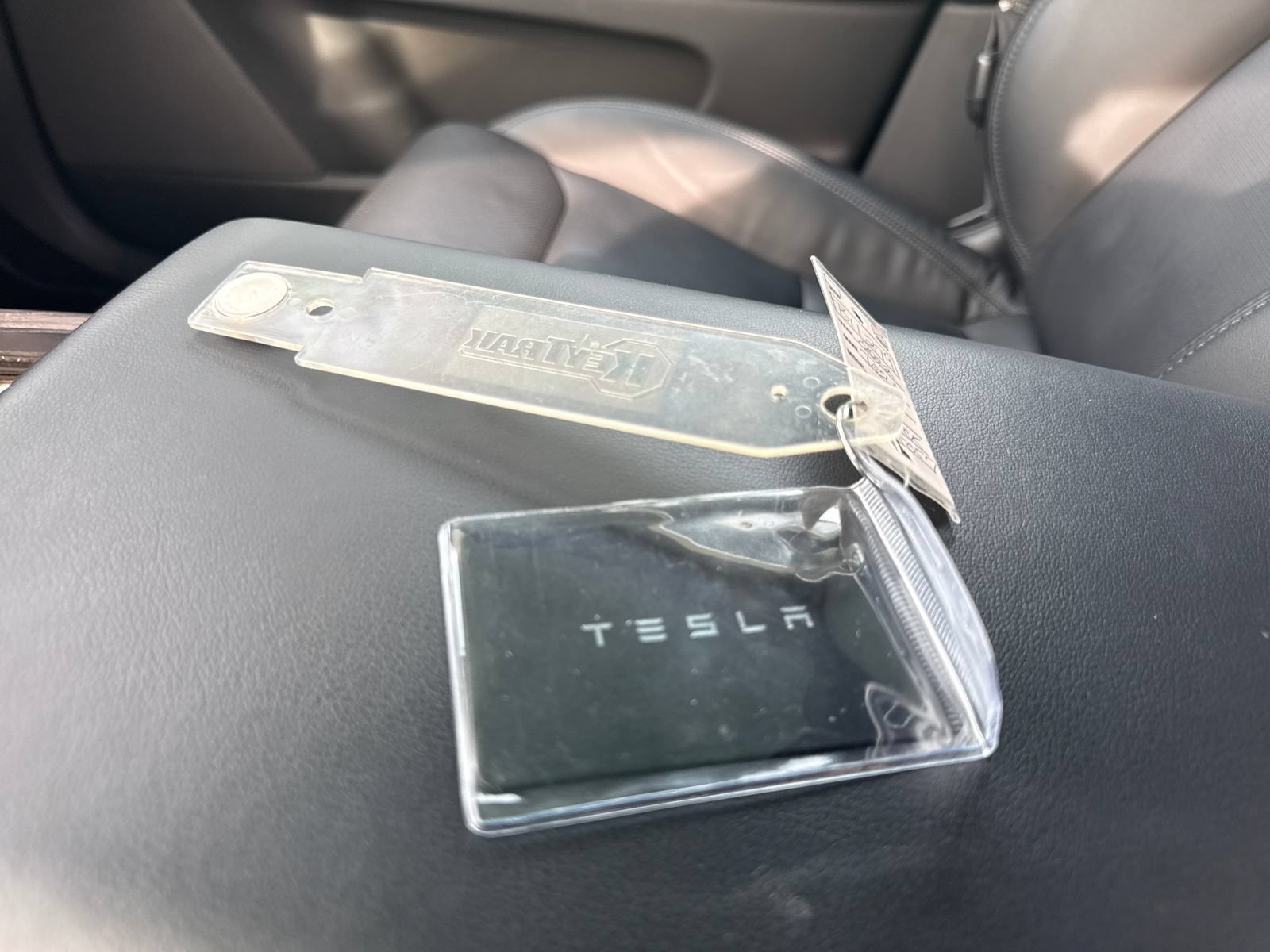 Used 2022 Tesla Model X AWD/4WD image 32