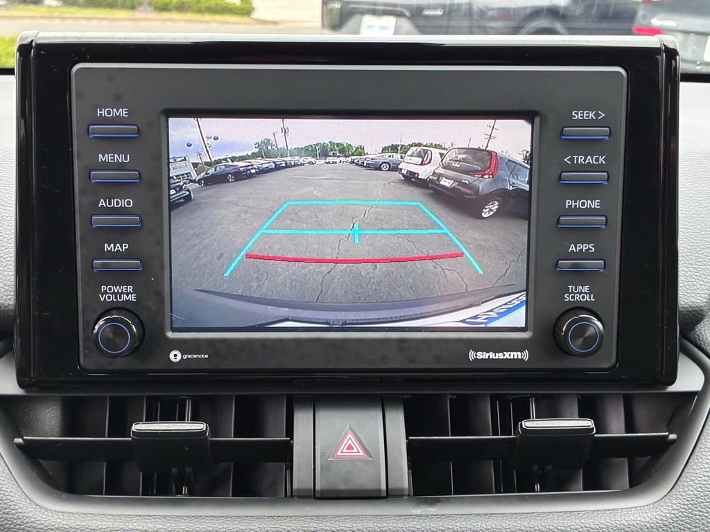 Used 2021 Toyota RAV4 LE AWD/4WD image 32