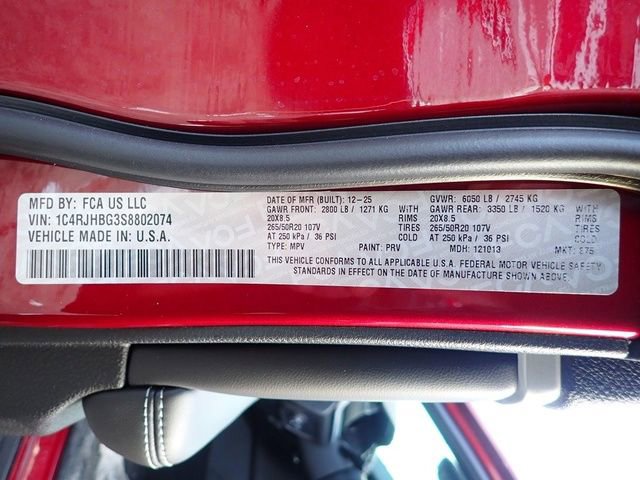 New 2025 Jeep Grand Cherokee Limited w/ Black Appearance Package image 17