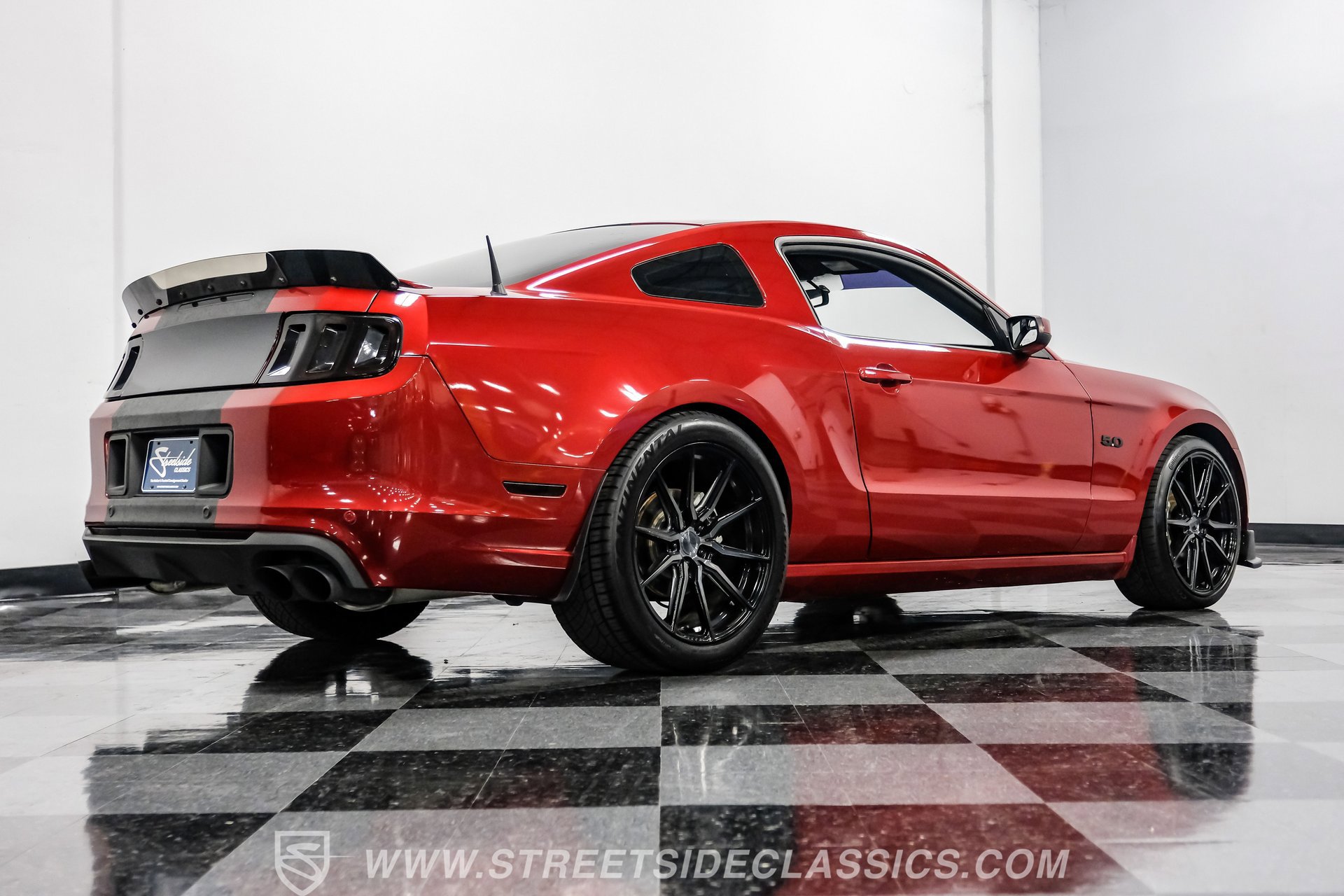 Used 2014 Ford Mustang GT Premium RWD image 27
