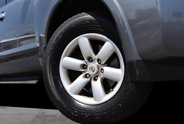 Used 2014 Nissan Armada SV AWD/4WD image 3