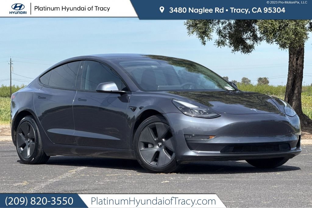 Used 2021 Tesla Model 3 Long Range image 1