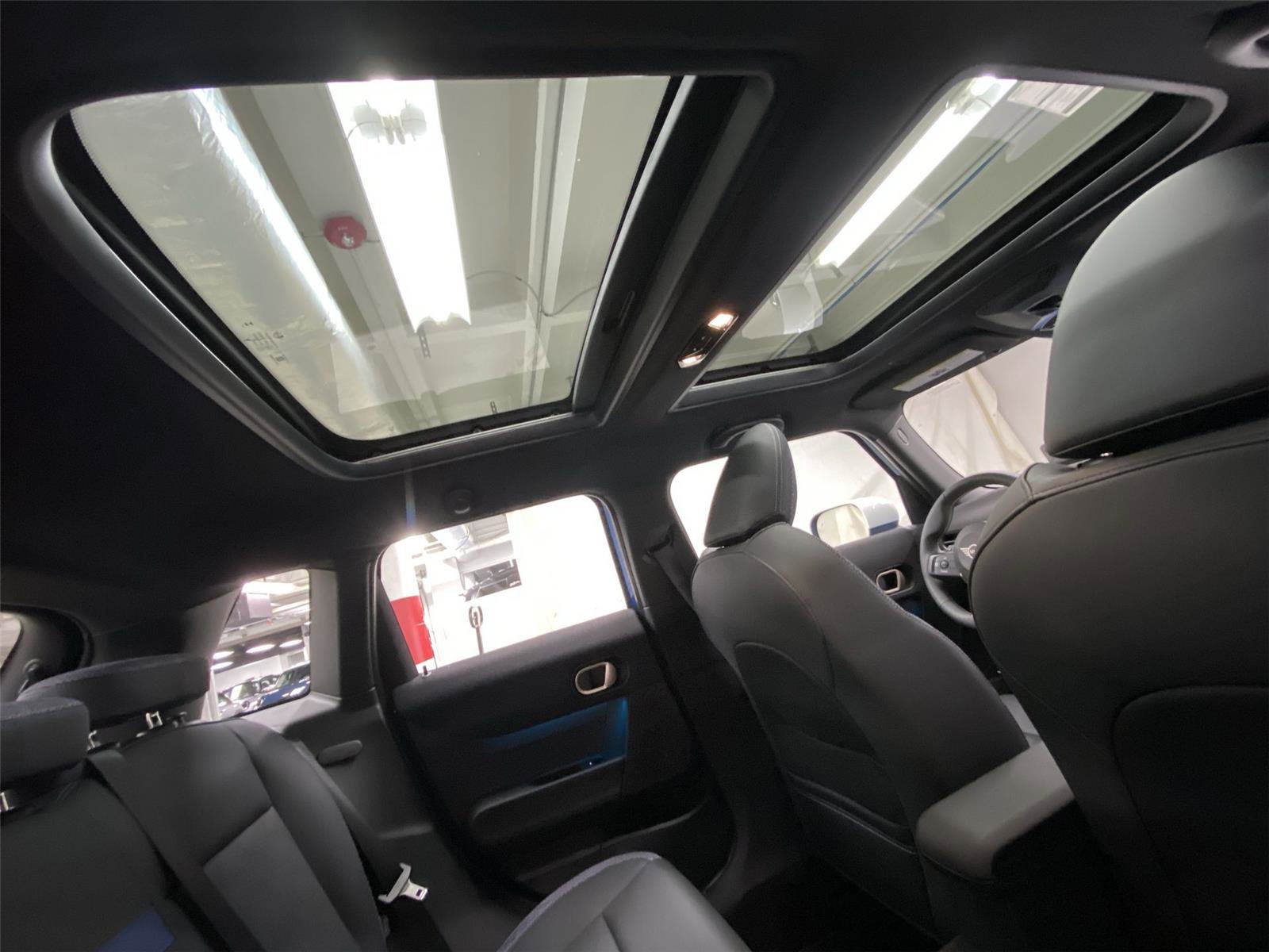 New 2026 MINI Cooper 4-Door Hardtop FWD image 20