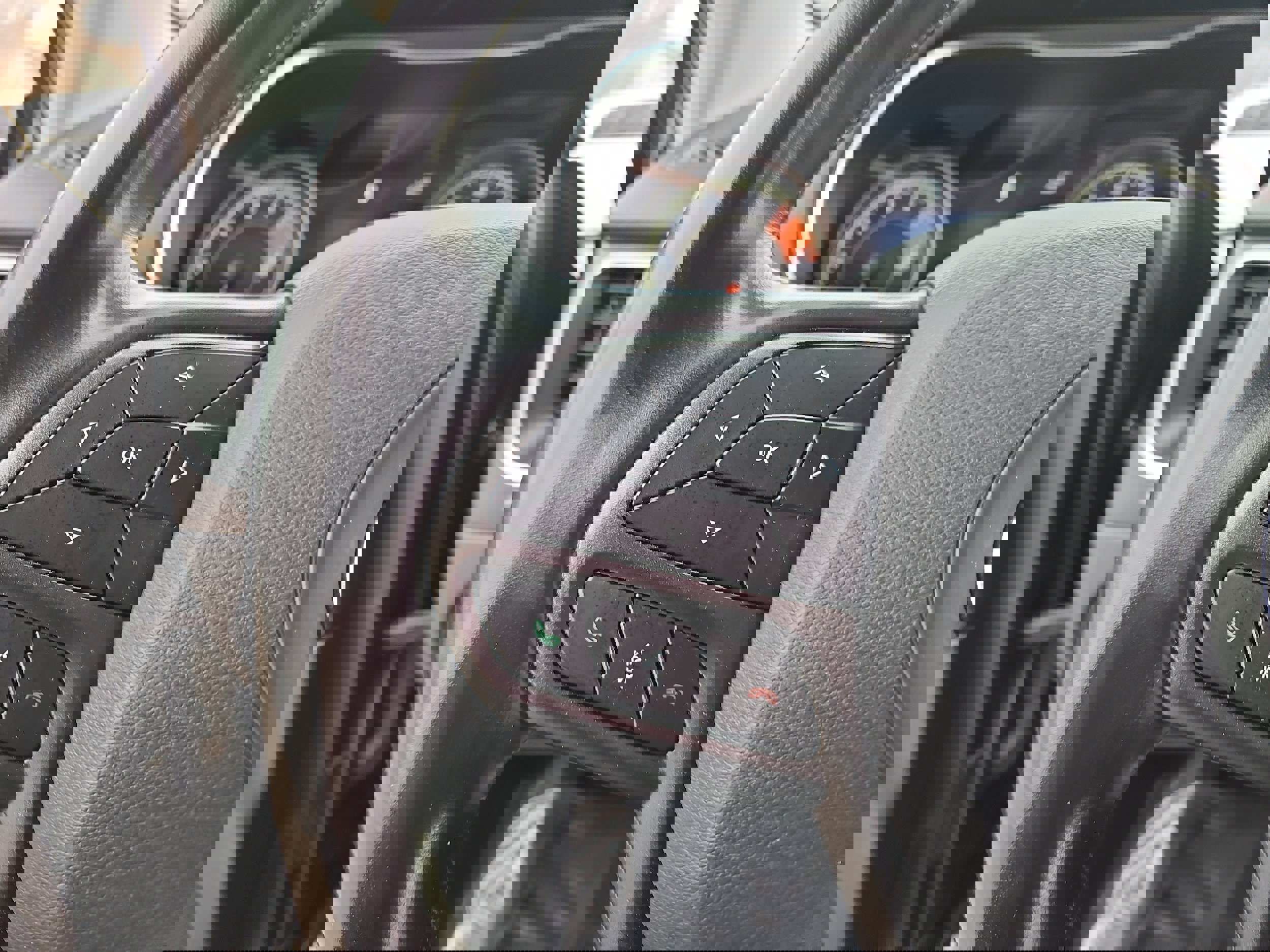 Used 2021 Jeep Cherokee Trailhawk image 25