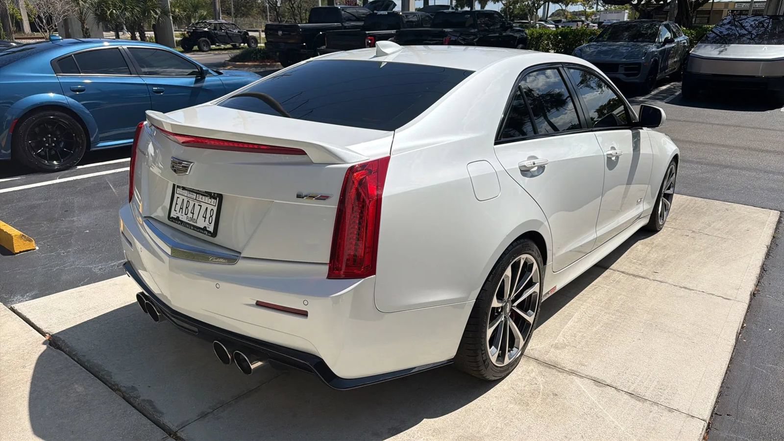 Used 2016 Cadillac ATS V w/ Luxury Package RWD image 7