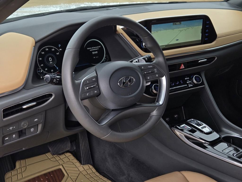 Used 2022 Hyundai Sonata Limited w/ Preferred Accessory Package image 19