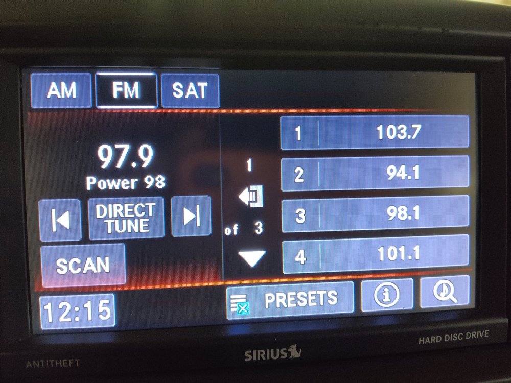 Used 2018 Dodge Grand Caravan SE w/ UConnect Hands-Free Group image 25