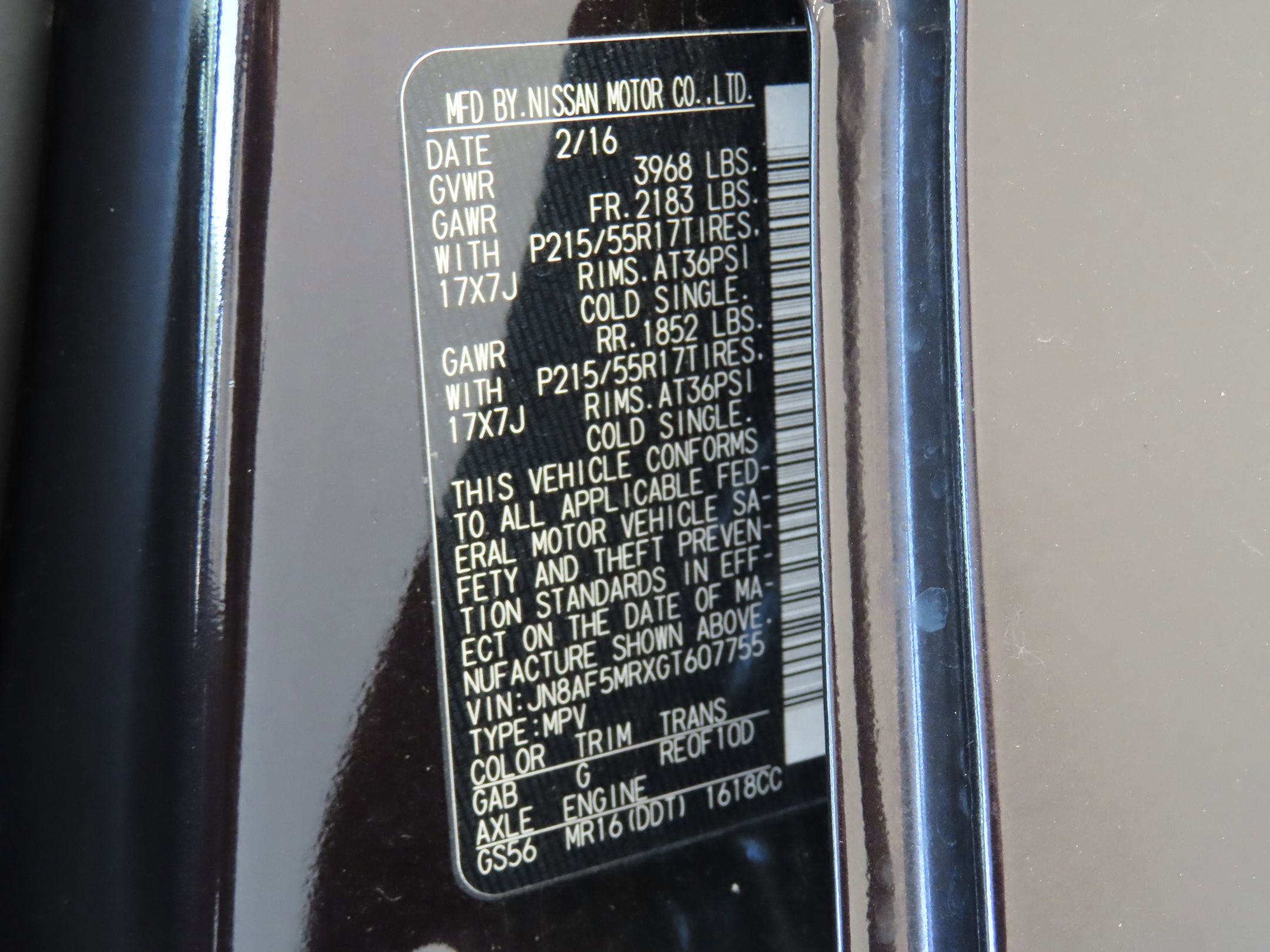 Used 2016 Nissan Juke S FWD image 29