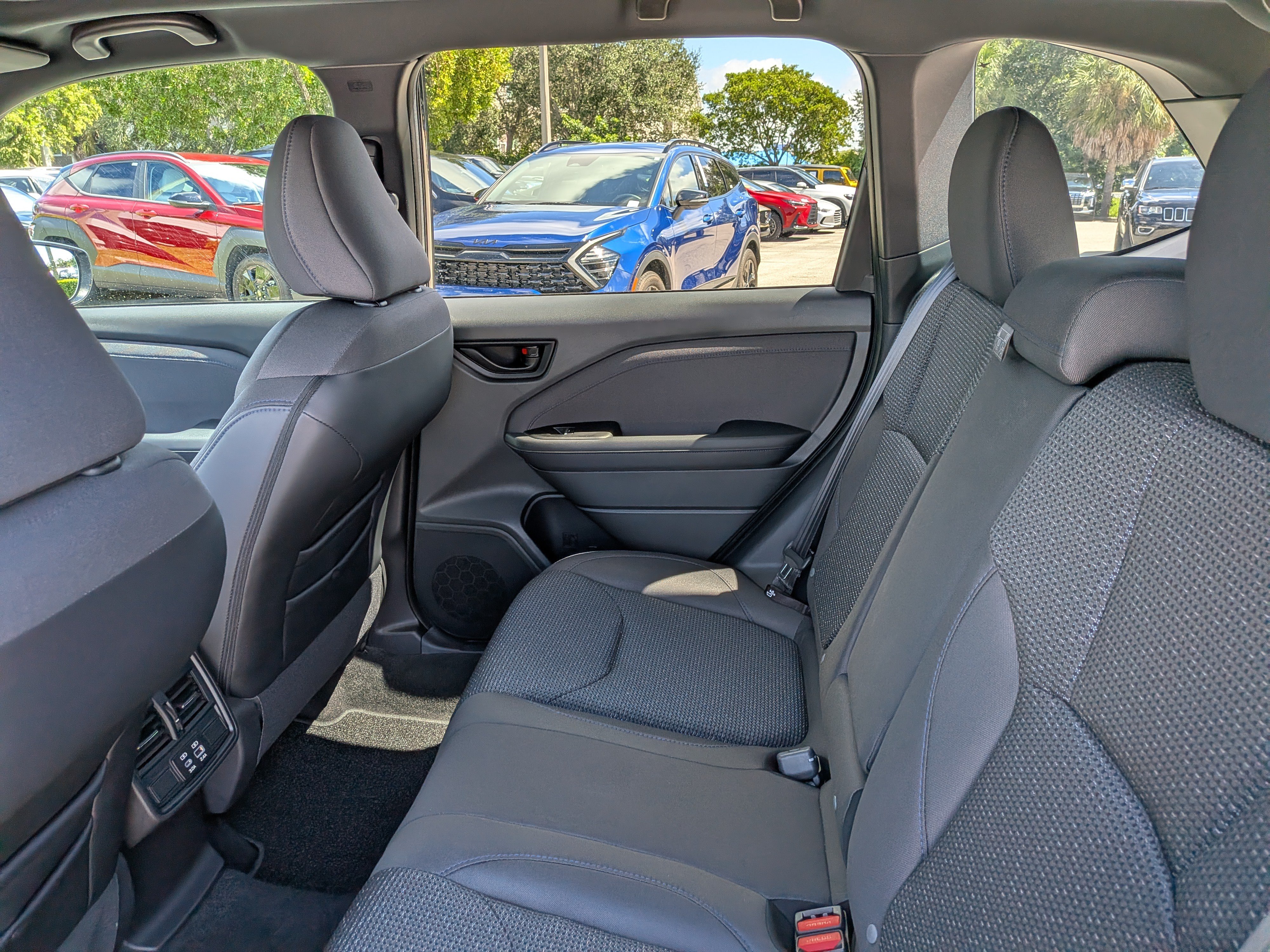 Used 2026 Subaru Forester Premium AWD/4WD image 15