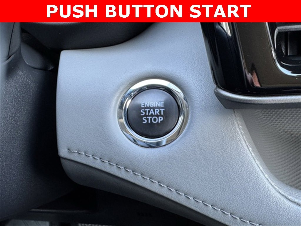 Certified 2022 Toyota Highlander XLE image 35