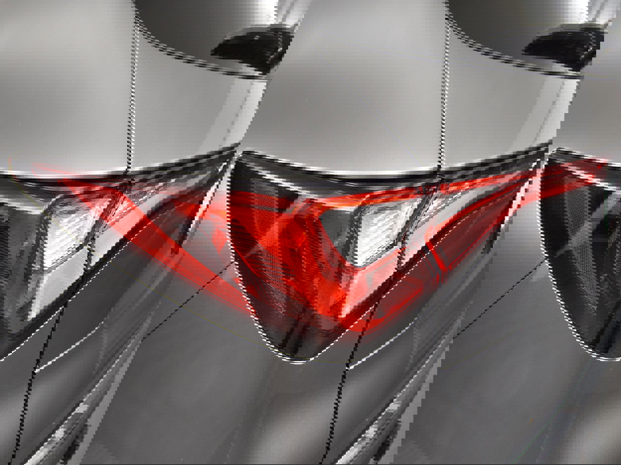 Used 2023 Acura MDX SH-AWD w/ Advance Package image 10