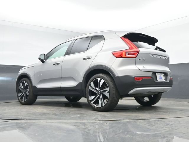 Used 2023 Volvo XC40 B5 Ultimate w/ Climate Package image 19
