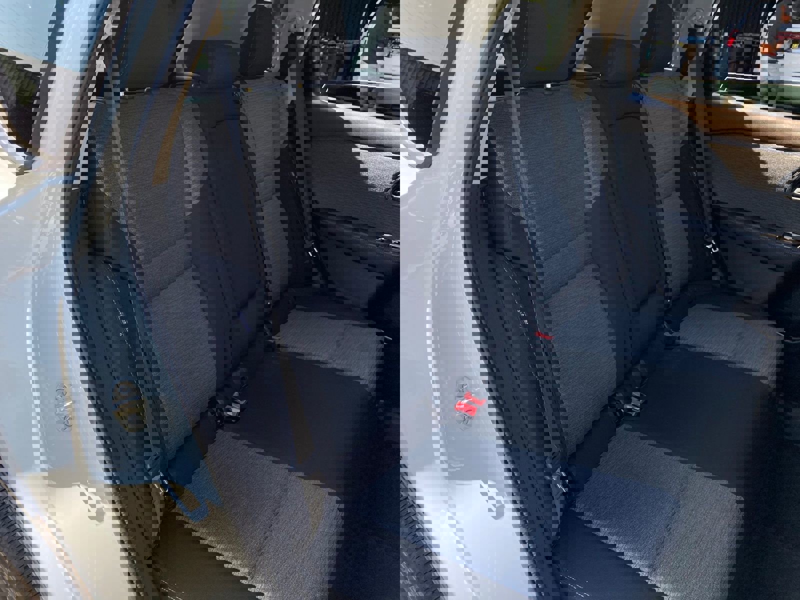 Used 2023 Nissan Rogue SV image 21