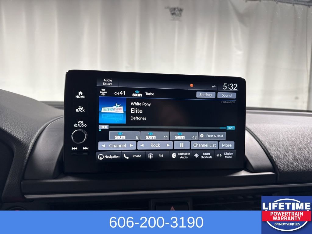 New 2025 Honda Pilot Touring image 24