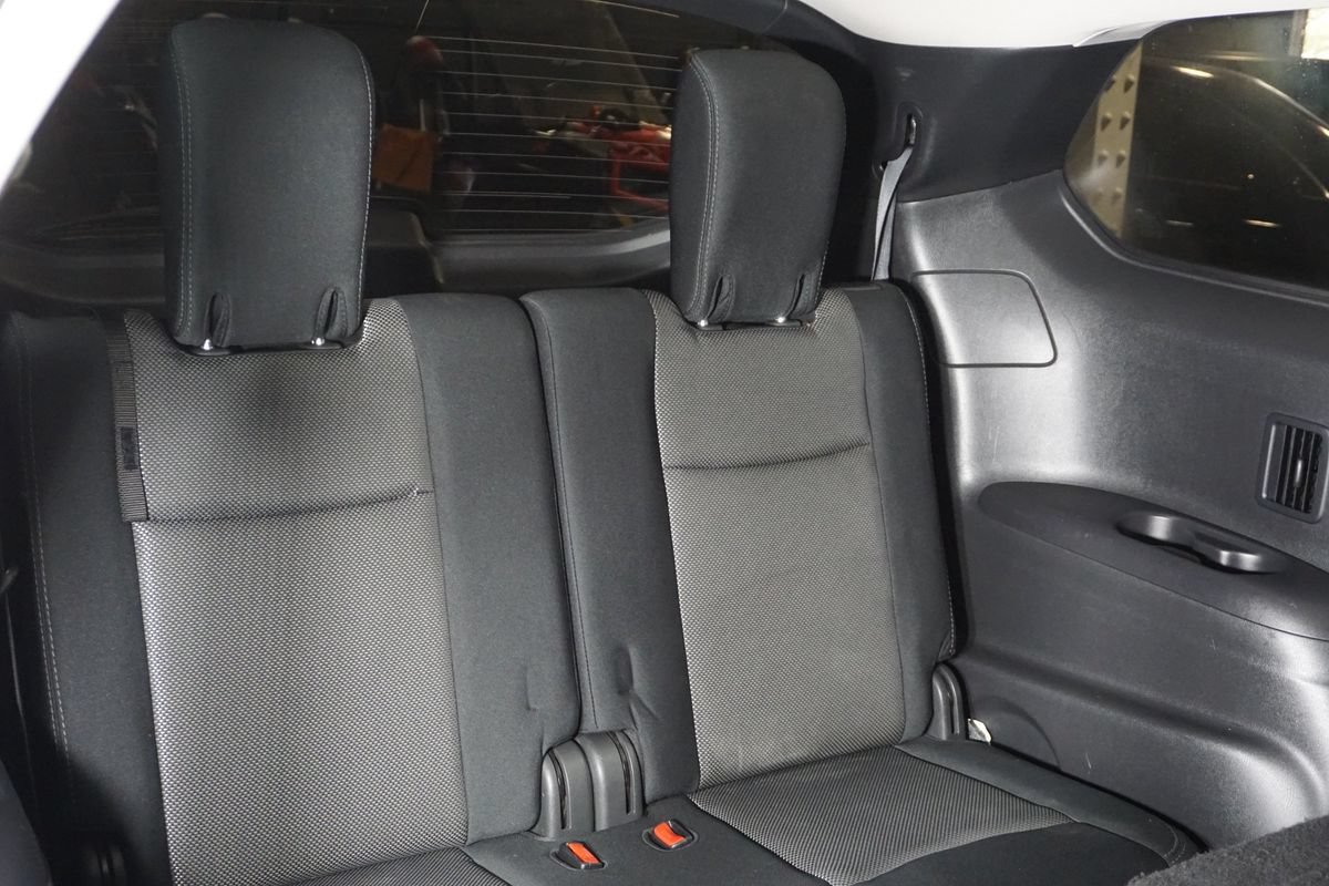 Used 2017 Nissan Pathfinder S AWD/4WD image 22