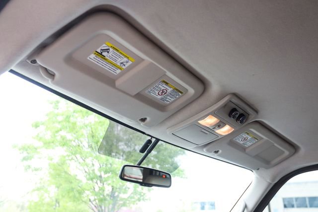 Used 2016 Nissan NV 3500 SL image 45