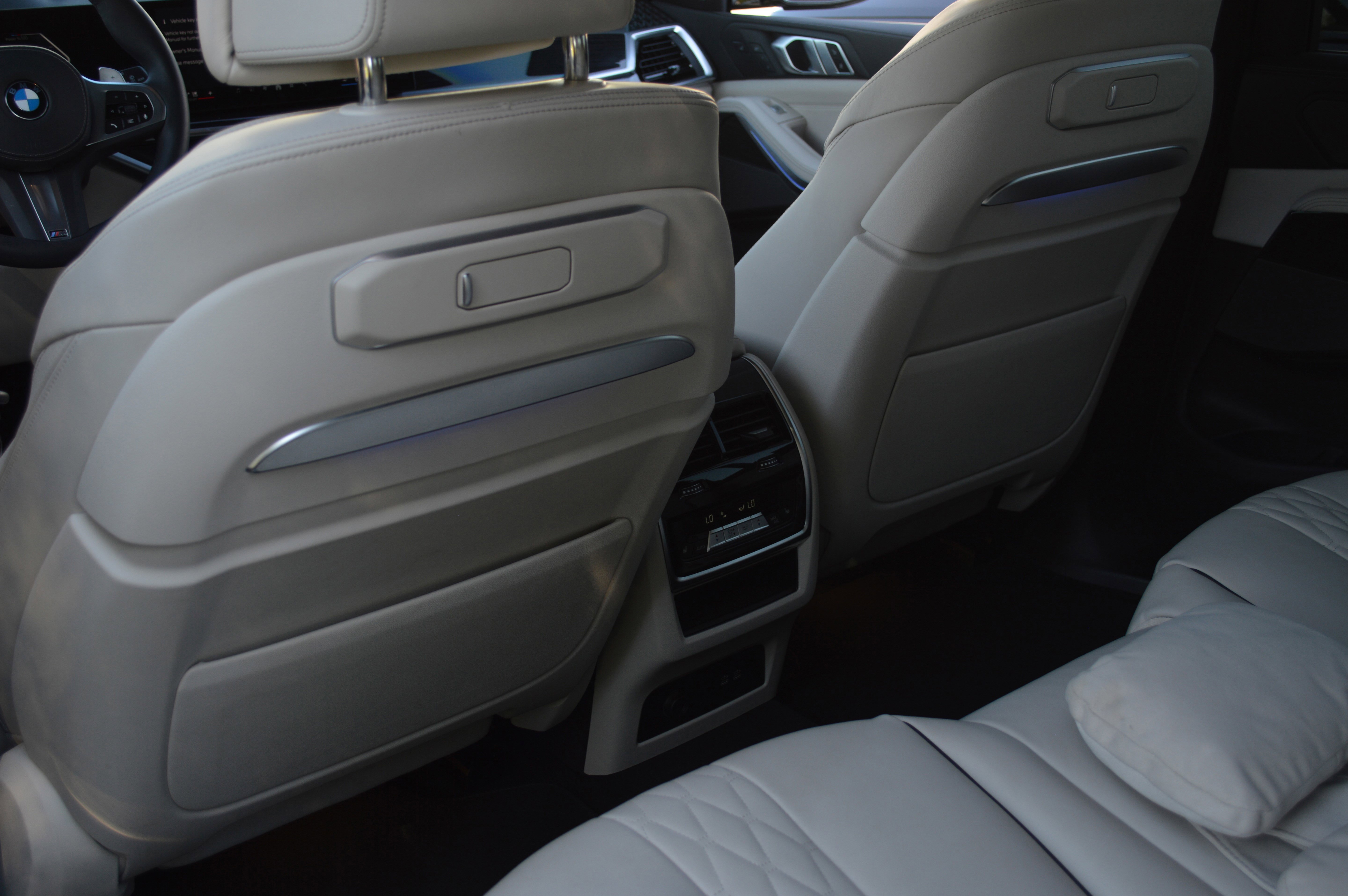 Certified 2025 BMW X7 xDrive40i image 28