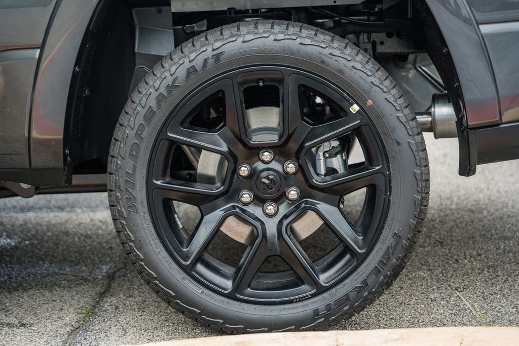 New 2026 RAM 1500 Laramie AWD/4WD image 21