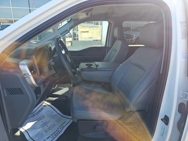 Used 2024 Ford F550 2WD Crew Cab Super Duty image 8