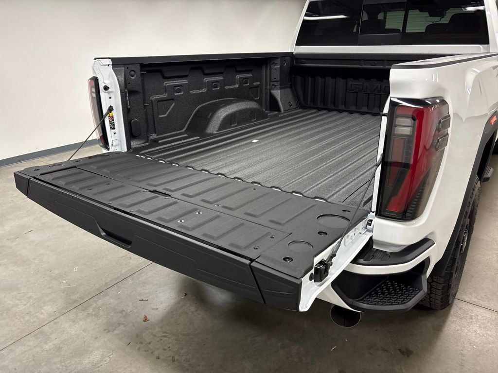 New 2026 GMC Sierra 2500 AT4 w/ AT4 Premium Plus Package image 18
