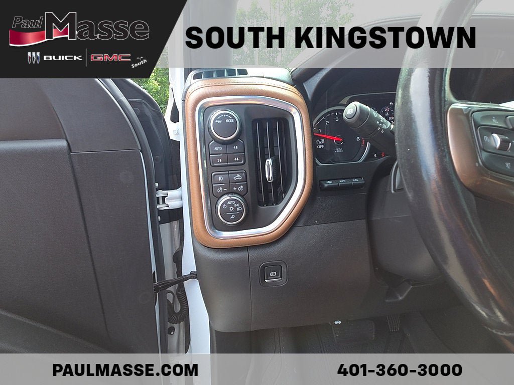 Used 2021 Chevrolet Silverado 1500 High Country w/ Technology Package AWD/4WD image 11