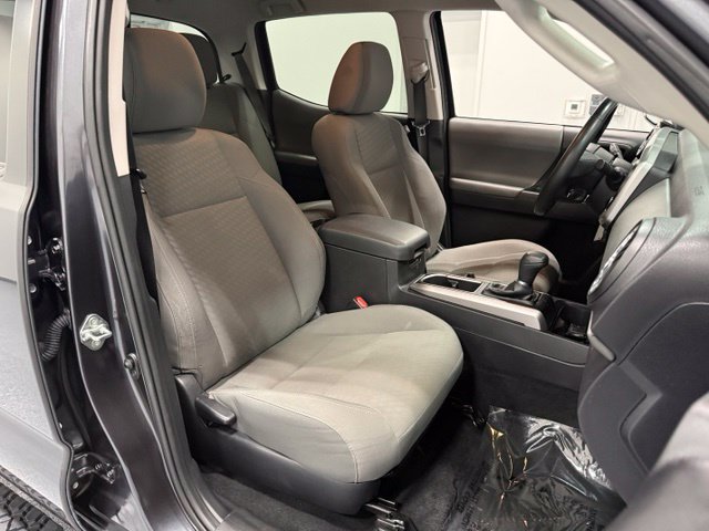 Used 2021 Toyota Tacoma SR5 RWD image 29