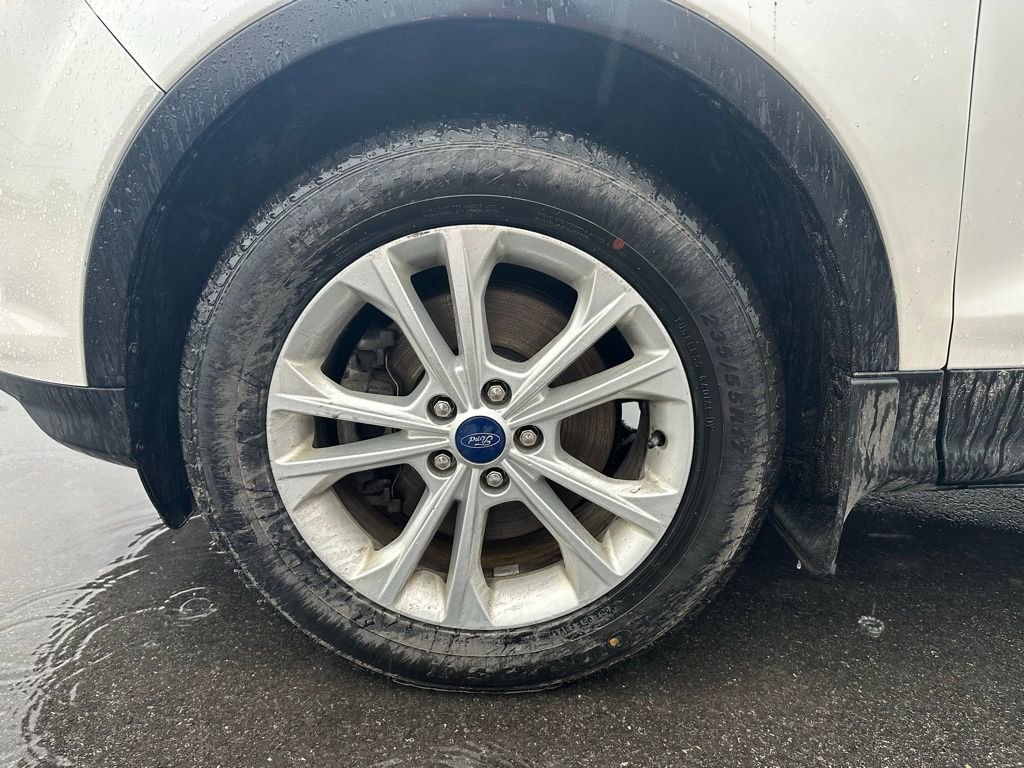 Used 2018 Ford Escape SE image 9