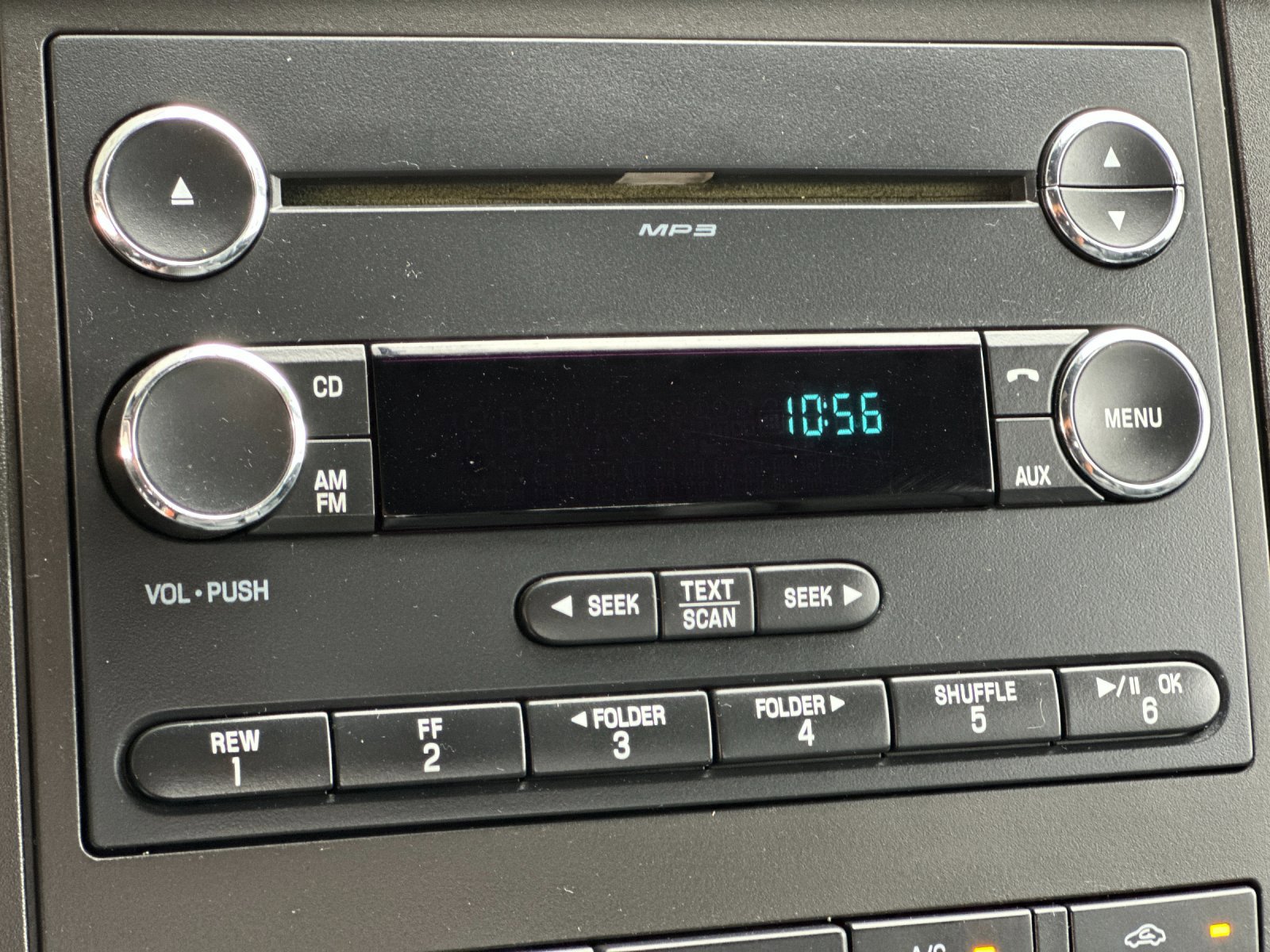 Used 2015 Ford F550 2WD Crew Cab Super Duty image 17