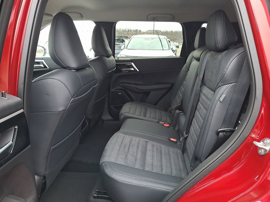 New 2026 Mitsubishi Outlander SE AWD/4WD image 5