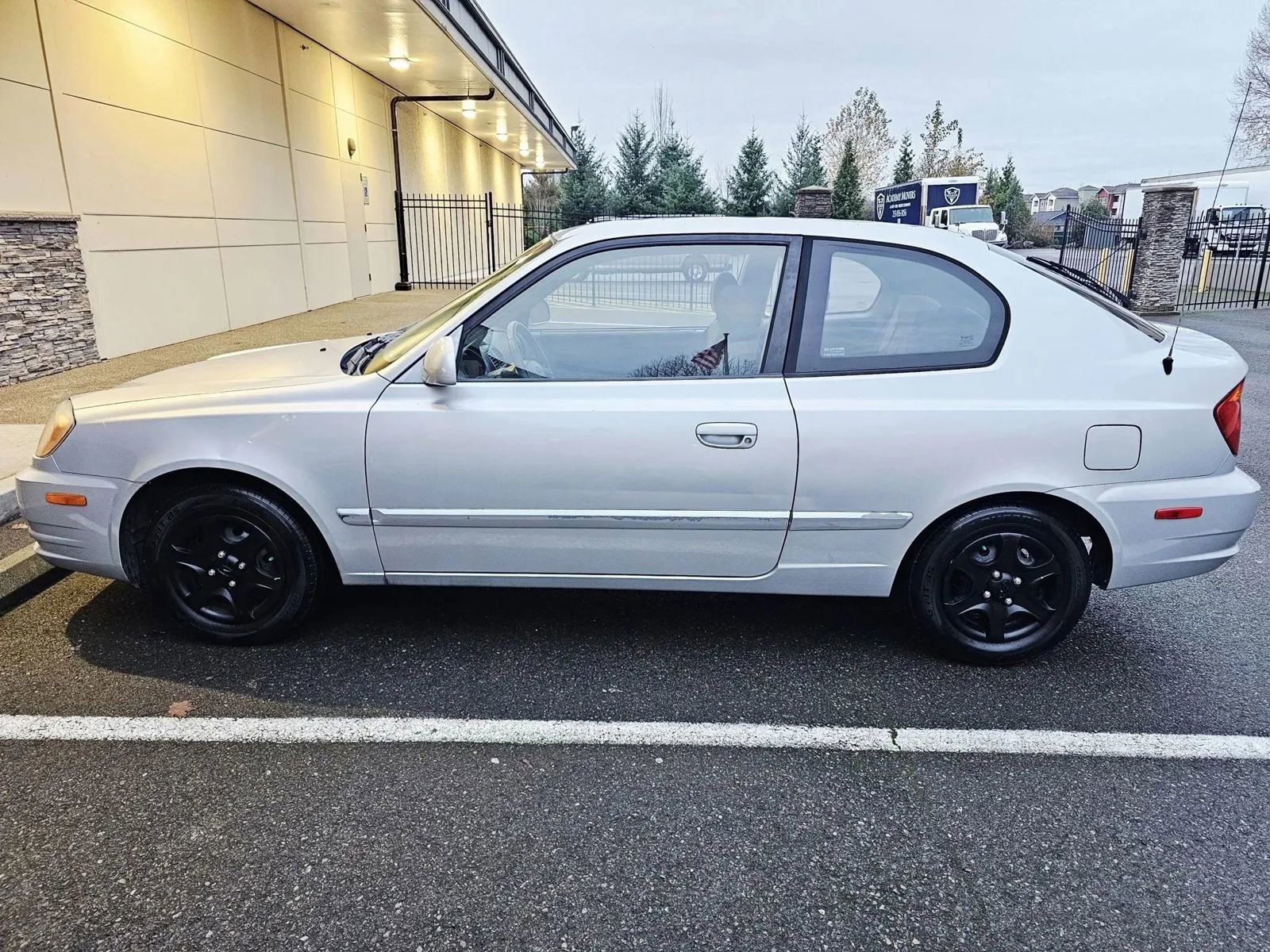 Used 2005 Hyundai Accent GLS image 2