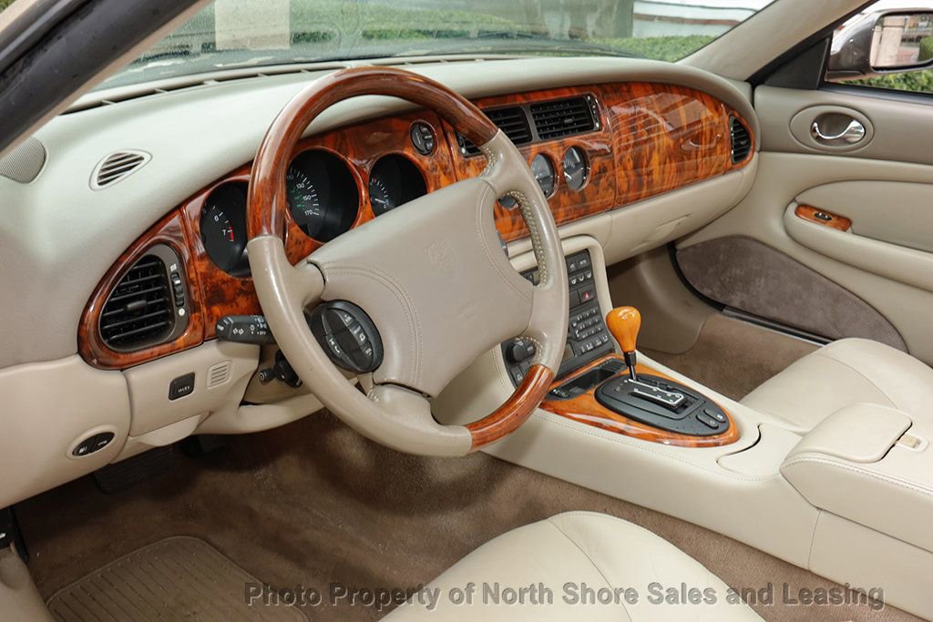 Used 1998 Jaguar XK8 Convertible RWD image 30