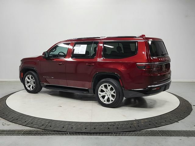 Used 2022 Jeep Wagoneer Series II RWD image 5