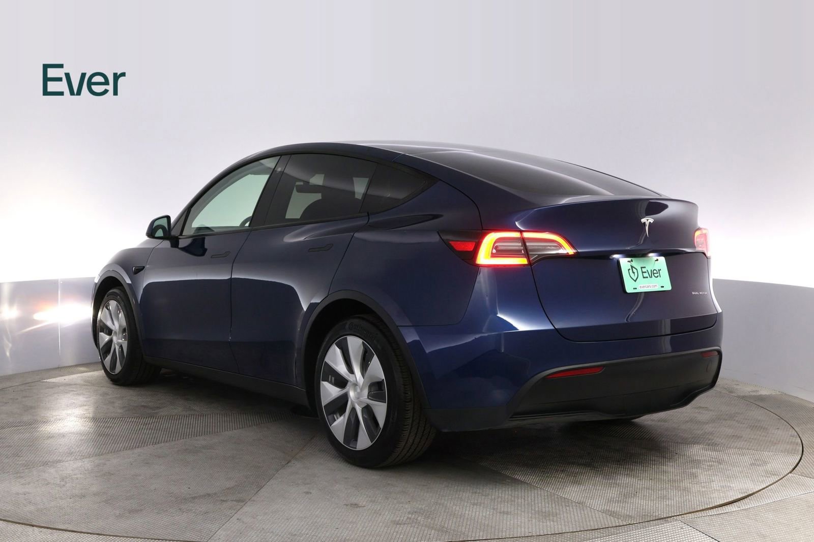 Used 2021 Tesla Model Y Long Range image 17