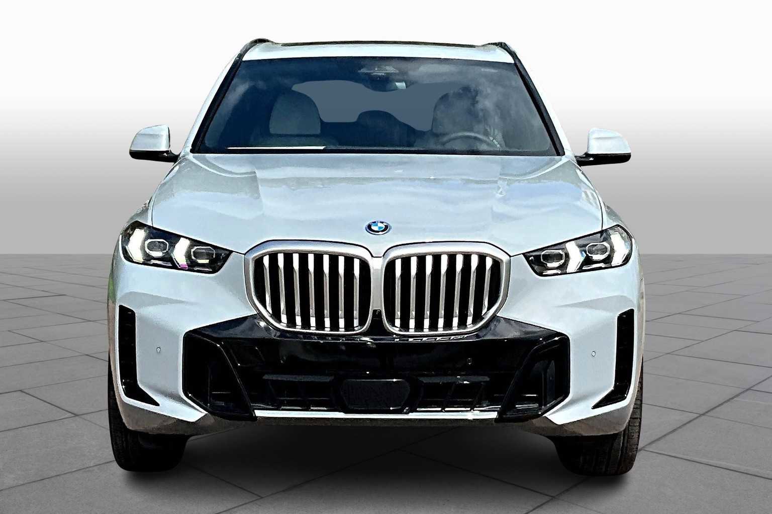 New 2025 BMW X5 xDrive50e w/ M Sport Package image 6
