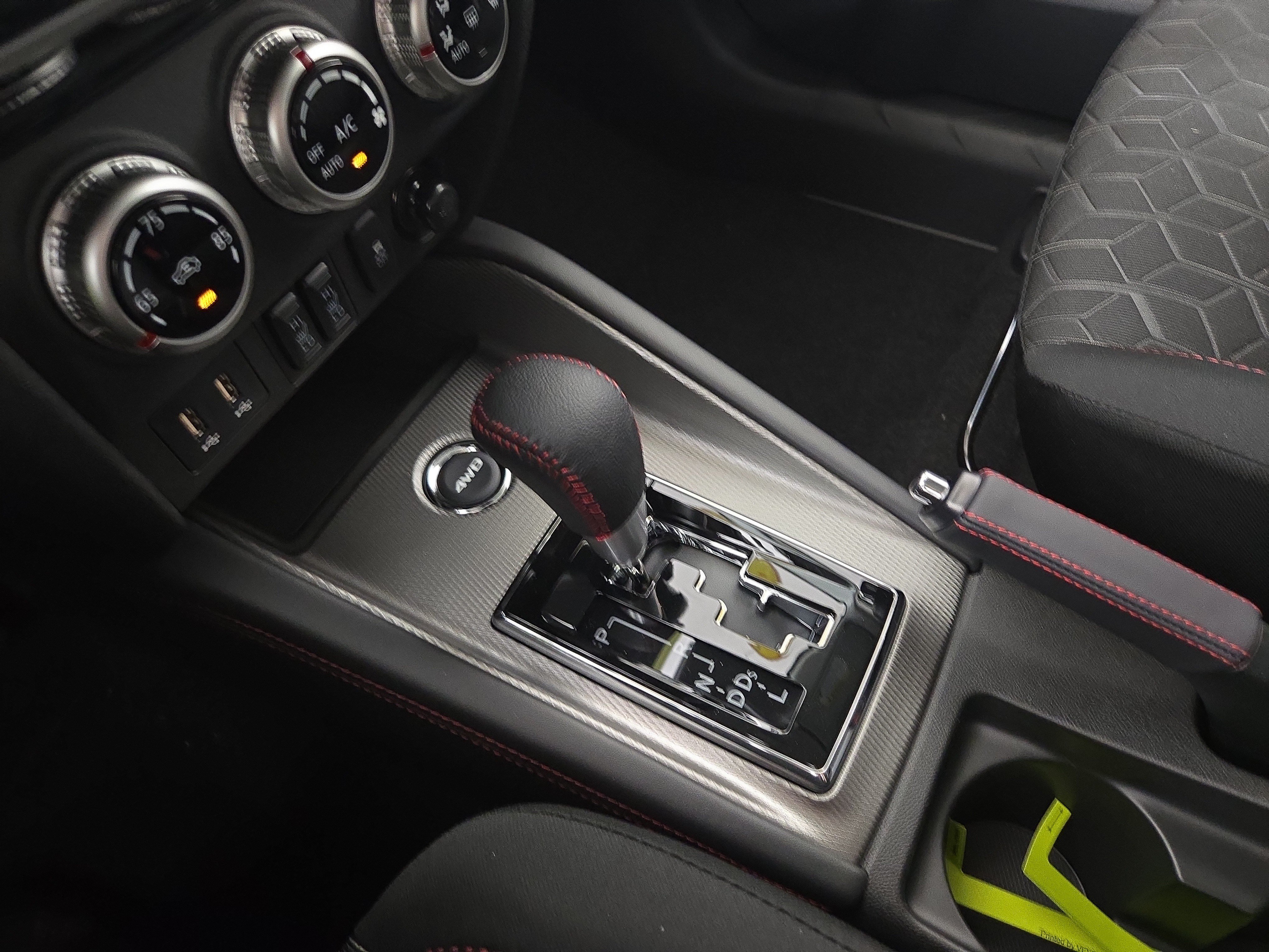 New 2026 Mitsubishi Outlander Sport LE AWD/4WD image 21