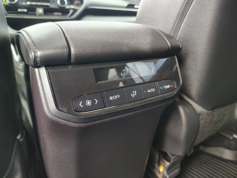 Used 2023 Toyota Highlander Limited AWD/4WD image 21