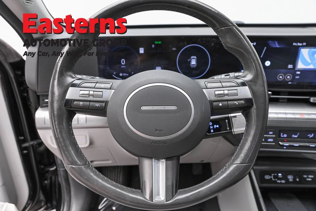 Used 2024 Hyundai Kona Limited FWD image 10