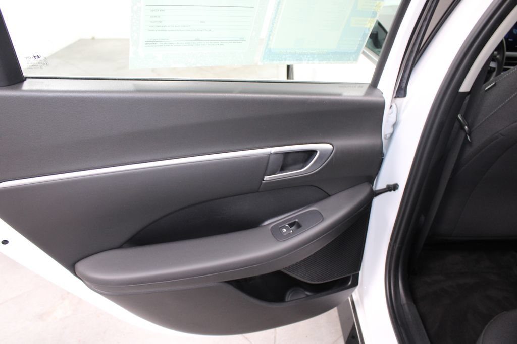 Used 2025 Hyundai Sonata SEL FWD image 21