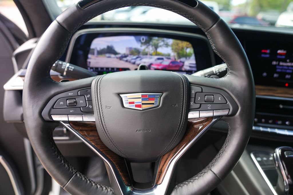 Used 2023 Cadillac Escalade Sport Platinum RWD image 12