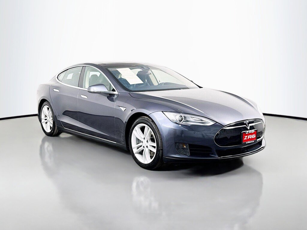 Used 2015 Tesla Model S 70D AWD/4WD image 7
