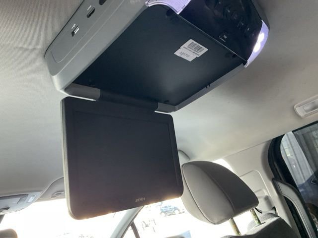 Used 2021 Toyota Sienna LE image 18